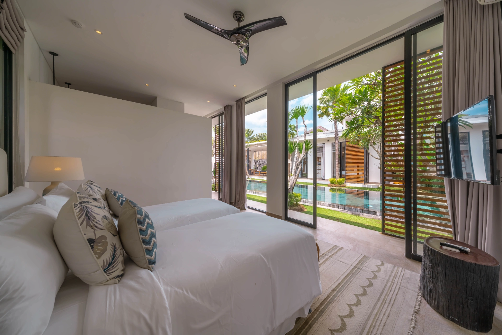 Vida Mira - Elegant 4BR Beachside Villa in Canggu, 4-bed villa for rent in Canggu – photo 15 of 15