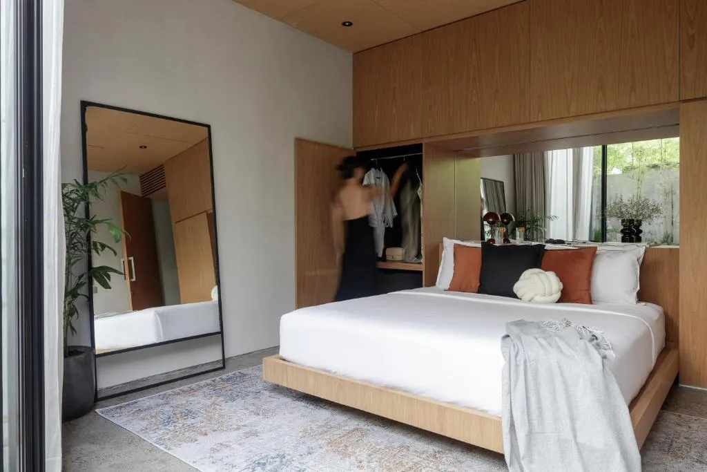 Modern 1BR Villa w/ Private Pool and Garden, 1-bed villa for rent in Canggu – photo 15 of 15