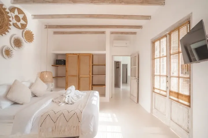 Villa For Rent 4 Bed In Bumbak,Umalas Kerobokan, 4-bed villa for rent in Canggu – photo 7 of 15