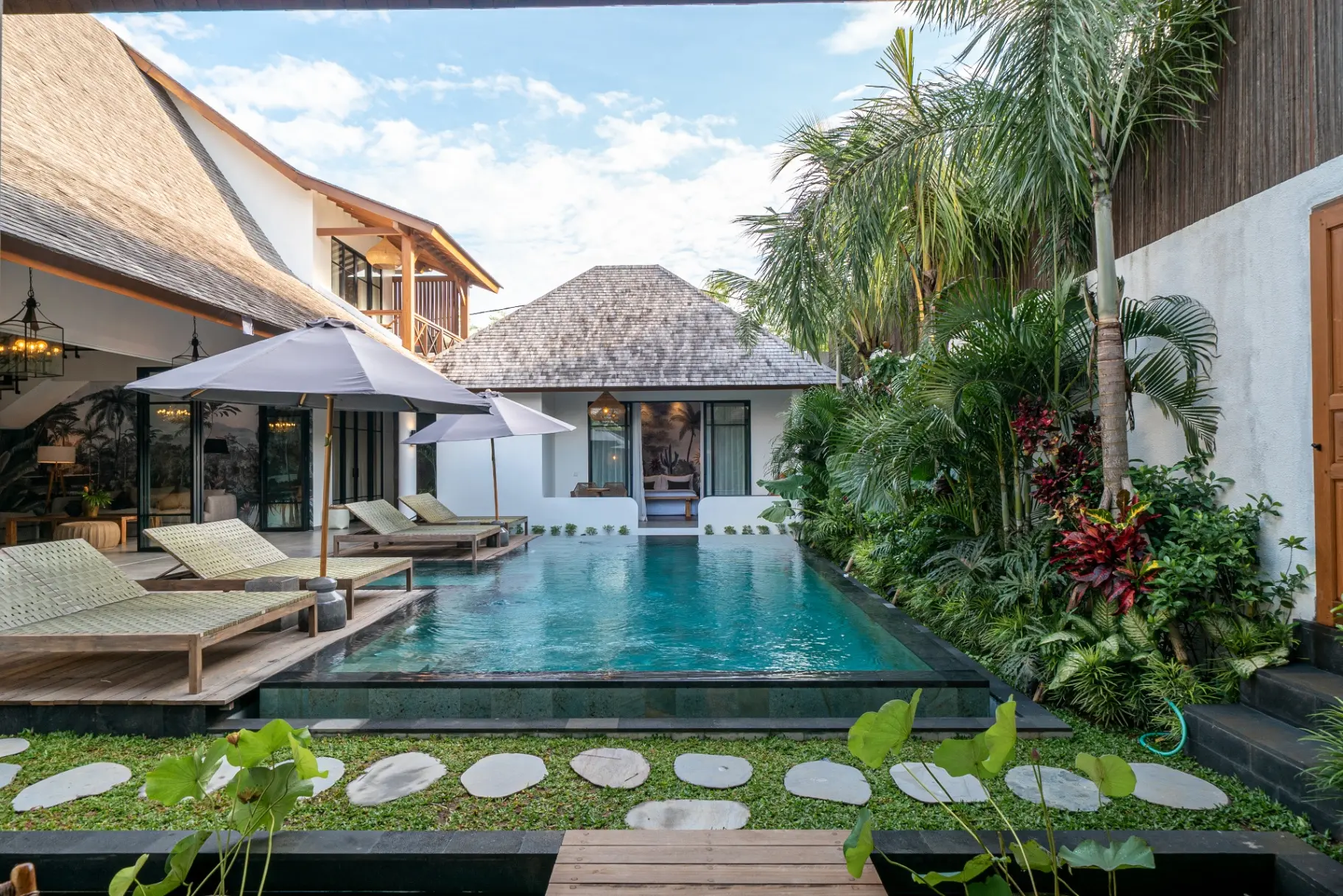 Villa Nusantara 6 - Majestic 4Bdr Villa w/ Pool View, Pererenan Beach, 4-bed villa for rent in Pererenan – photo 2 of 15