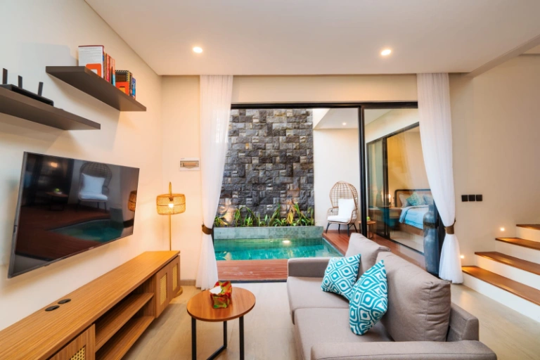 Brand New 3BR Villa quiet road in Bumbak Umalas, 3-bed villa for rent in Canggu – photo 5 of 7