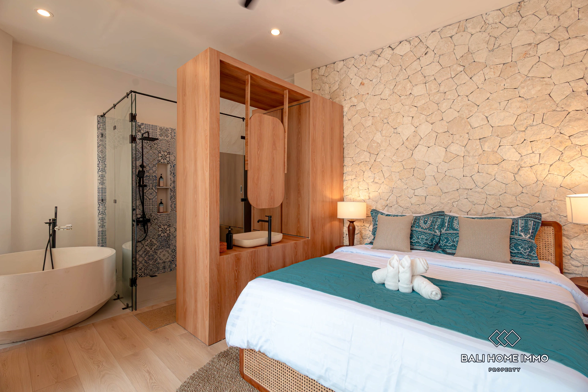 Brand New 5 Bedrooms Villa for Rental in Jimbaran, 5-bed villa for rent in Uluwatu – photo 11 of 15
