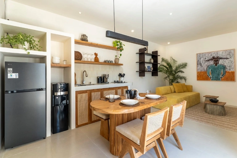 Brand New 1BR Villa + Guest Room with Sunset Rooftop, 2-bed villa for rent in Uluwatu – photo 8 of 15
