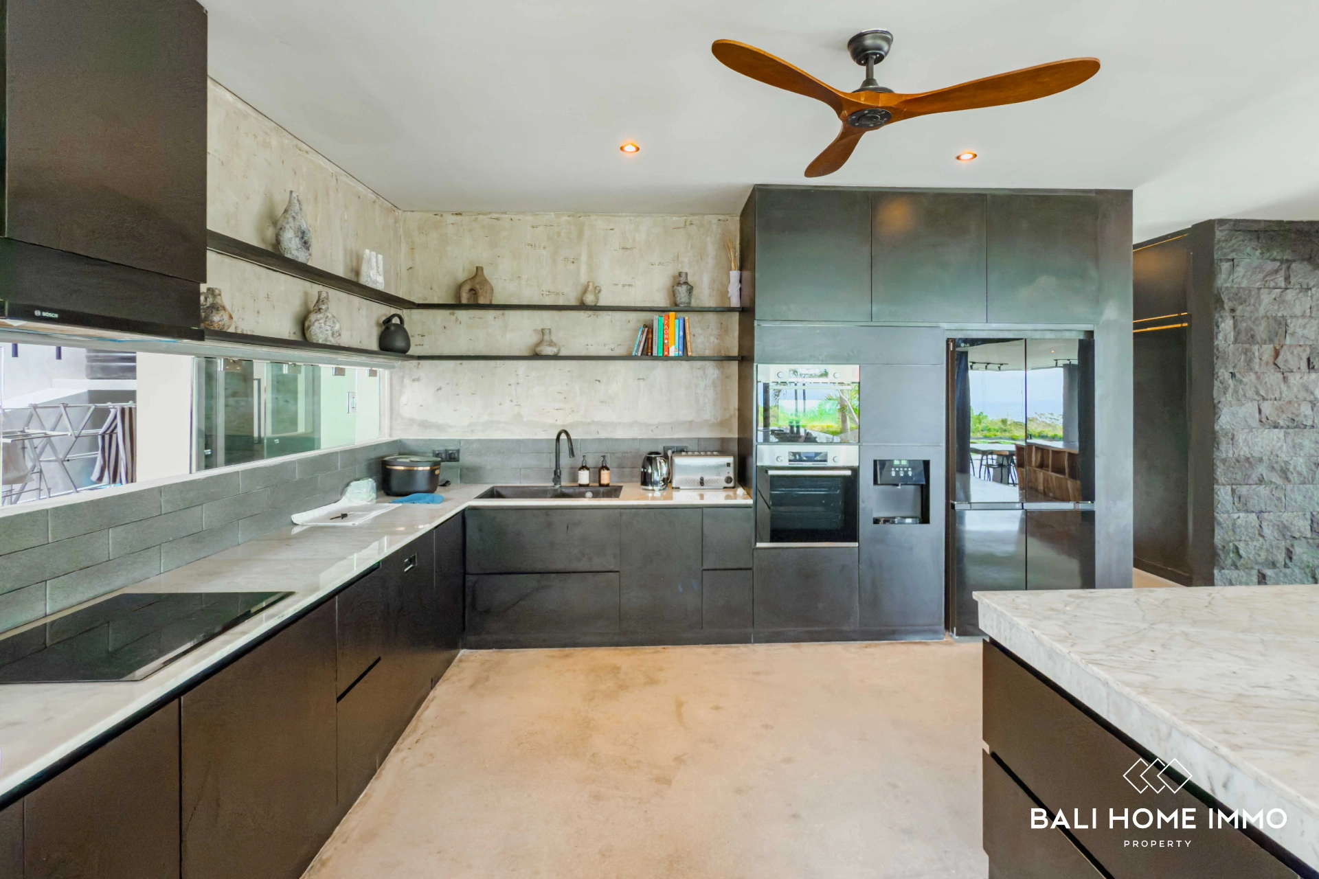 Ocean View 6 Bedrooms Villa with Private Padel Court for Rent in Uluwatu, 6-bed villa for rent in Uluwatu – photo 8 of 15
