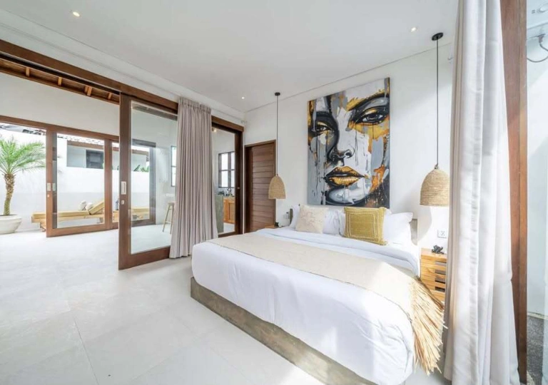 Beautifully Designed Tropical Villa in the Heart of Berawa, 2-bed villa for rent in Canggu – photo 9 of 15