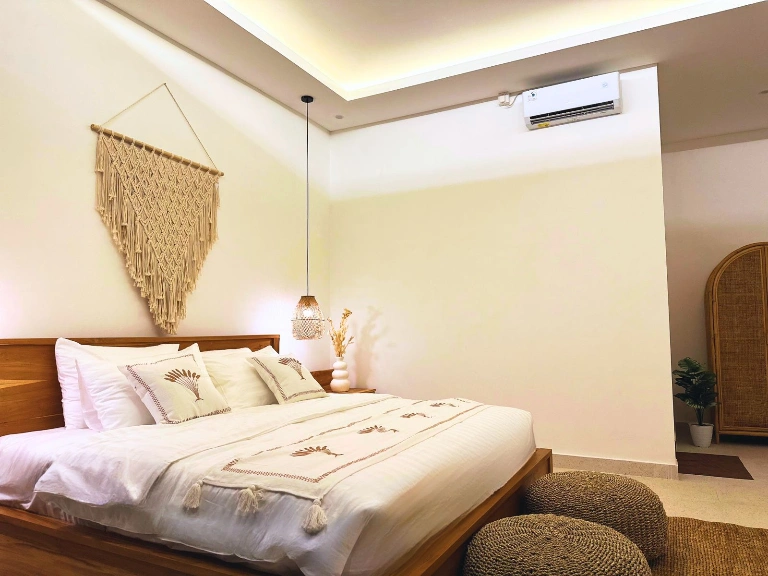 3 Bedroom Modern Villa Minimum 3 Months with Rooftop in Padonan, 3-bed villa for rent in Canggu – photo 5 of 15