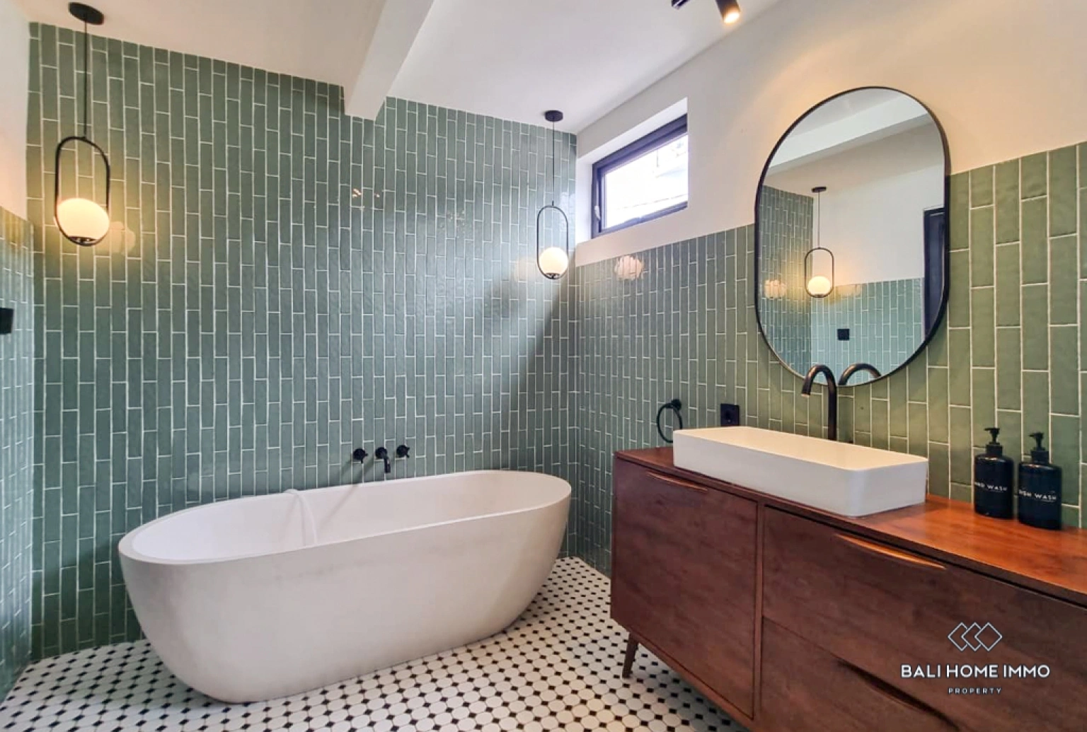 Charming 2 Bedroom Villa in Bali Canggu Berawa, 2-bed villa for rent in Canggu – photo 11 of 13