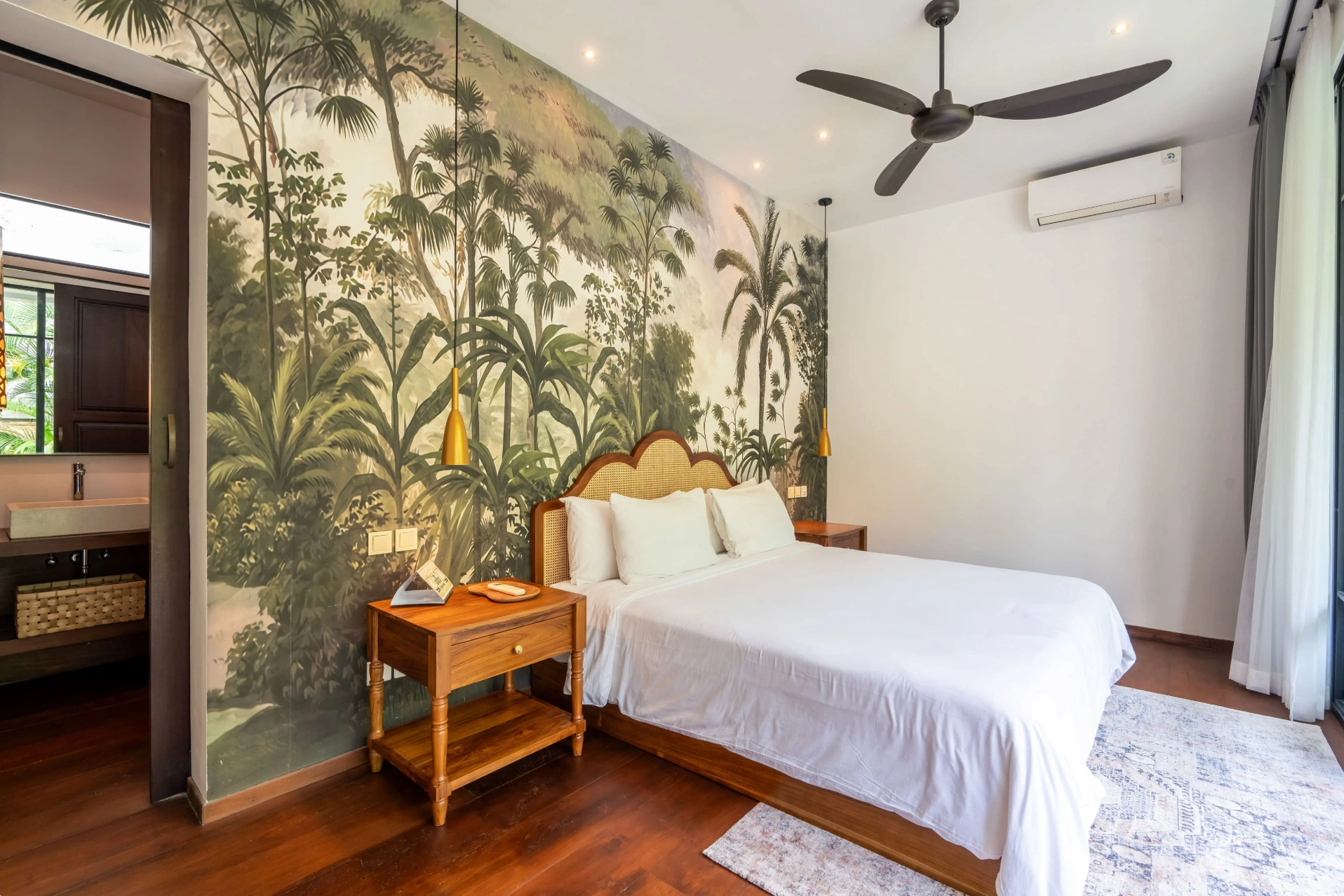 Stunning Tropical 4BR Villa Just 650 Meters from Pererenan Beach, 4-bed villa for rent in Pererenan – photo 9 of 9
