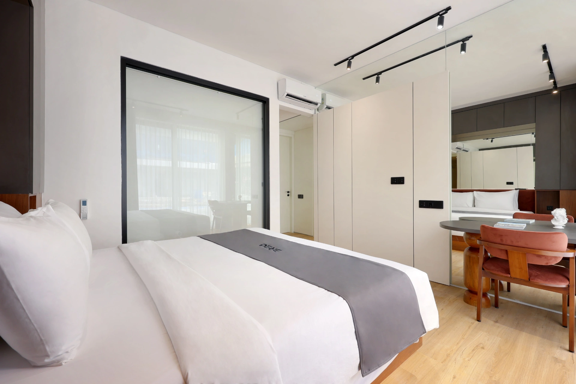 Modern Oasis II Villa Canggu 2BR / 1min to Body Factory / Workspace area, 2-bed villa for rent in Canggu – photo 13 of 15