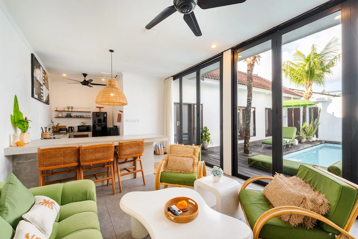 Modern 3BR Villa in Prime Canggu | Walk to Cafés & Echo Beach, 3-bed villa for rent in Canggu – photo 14 of 15