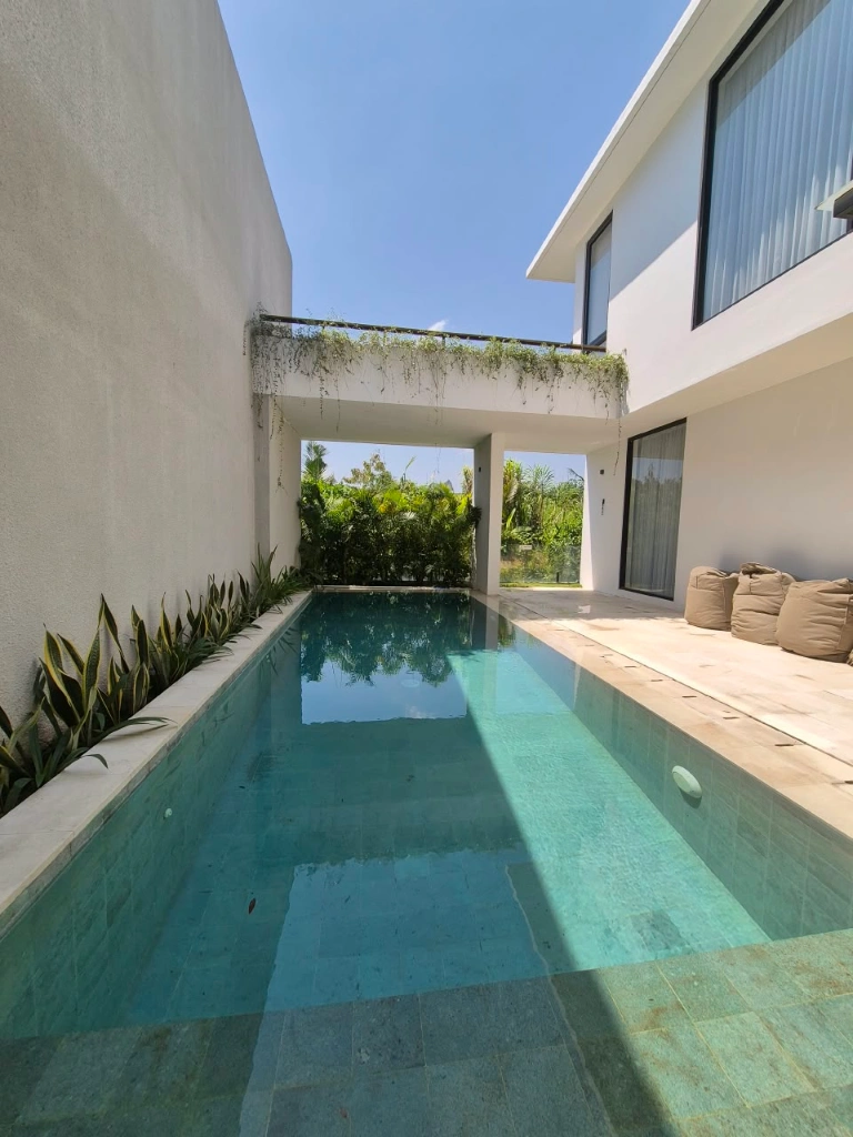Modern Residence in Pererenan with Rice Field View, 3-bed villa for rent in Pererenan – photo 11 of 11