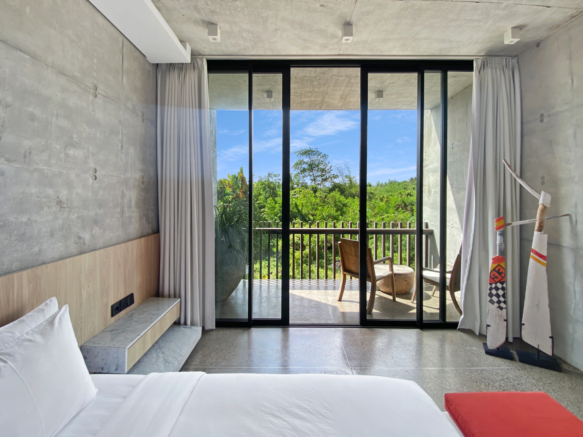 Designer Berawa Villa By Local Property Team, 2-bed villa for rent in Canggu – photo 14 of 15