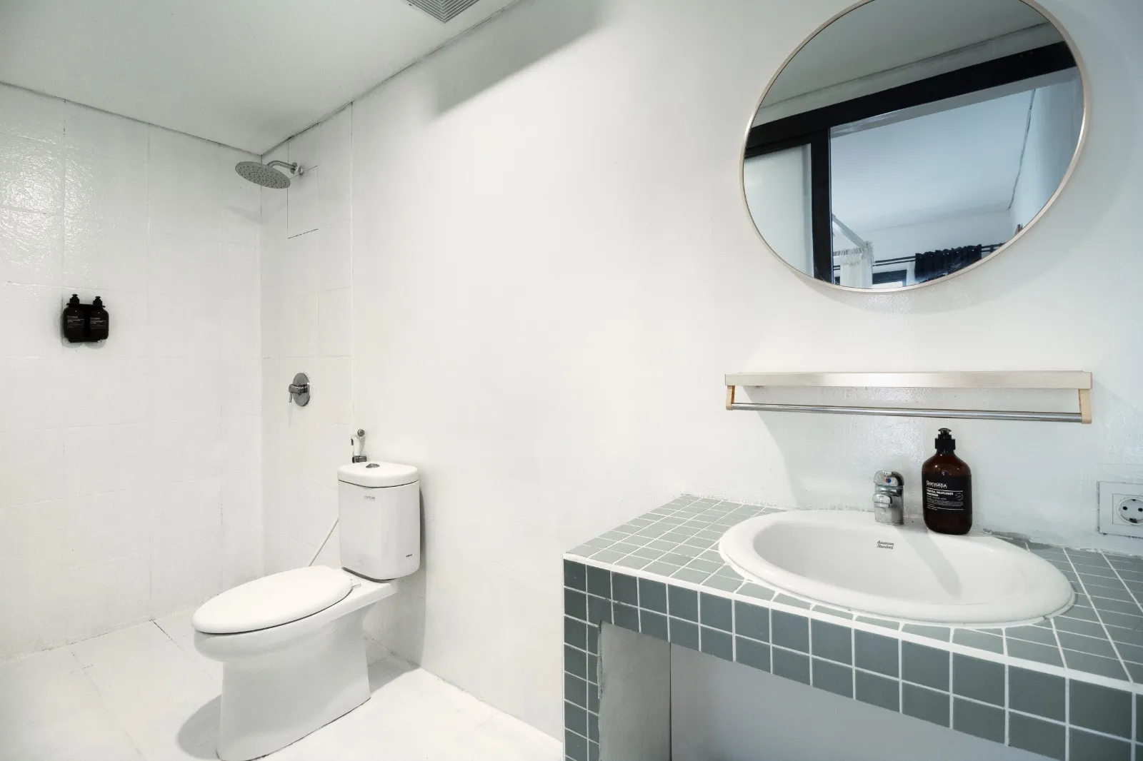 Trendy Studio Room in Berawa, 1-bed villa for rent in Canggu – photo 12 of 15