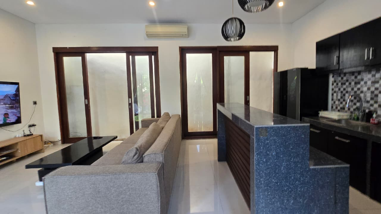 Villa For Rent 3 Bed In Berawa,Badung Bali, 3-bed villa for rent in Canggu – photo 13 of 15