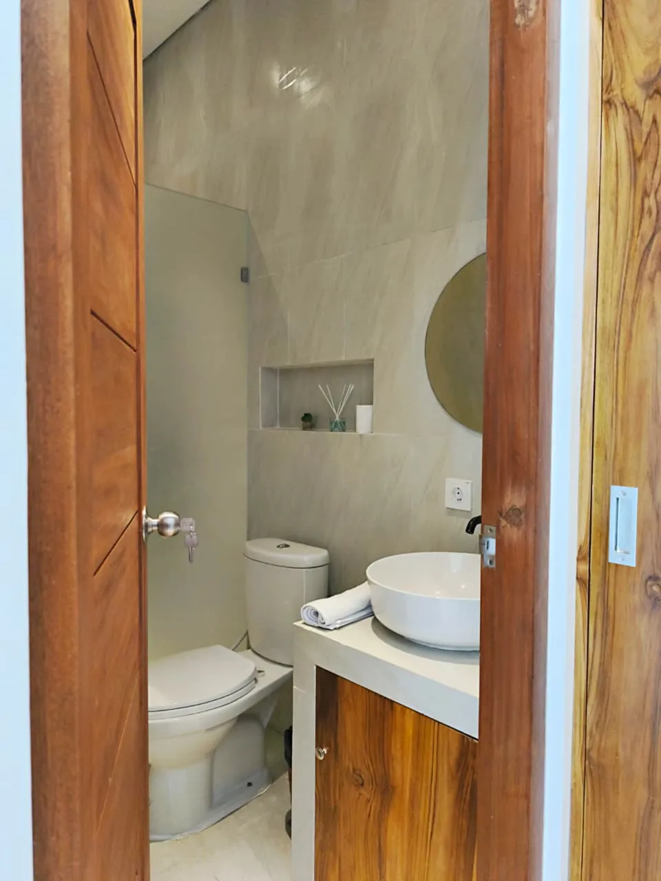 Do Sg - for Rent New Modern Minimalish Villa in Ungasan, 2-bed villa for rent in Uluwatu – photo 4 of 13