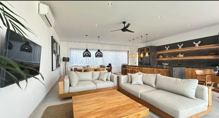 2BR Villa with Open-Plan Living in Tumbak Bayuh, 2-bed villa for rent in Pererenan – photo 2 of 15