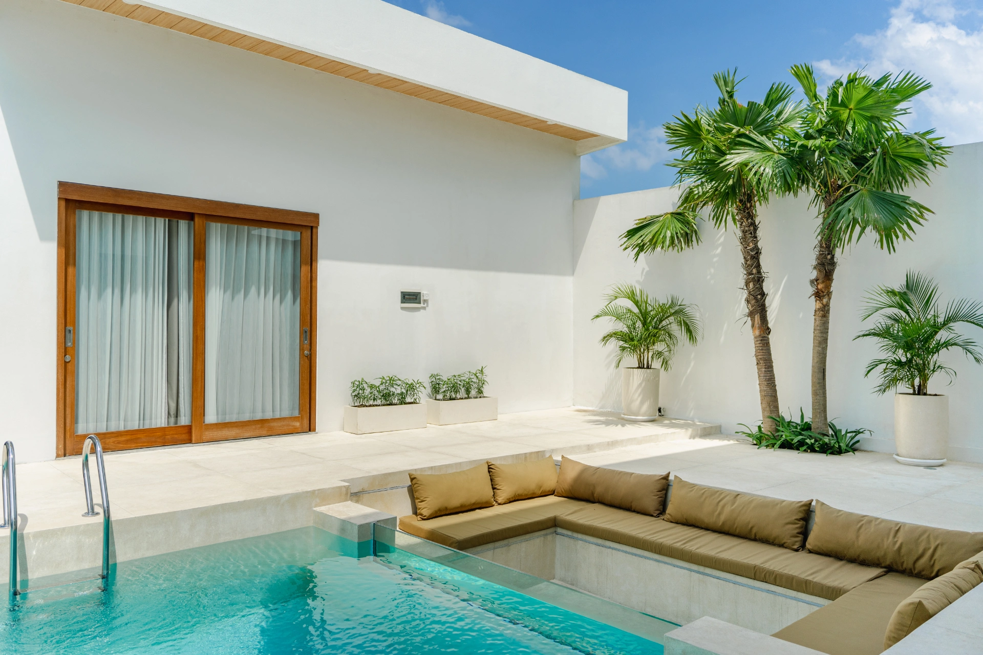 Ananta lila villa, 6-bed villa for rent in Seminyak – photo 2 of 3