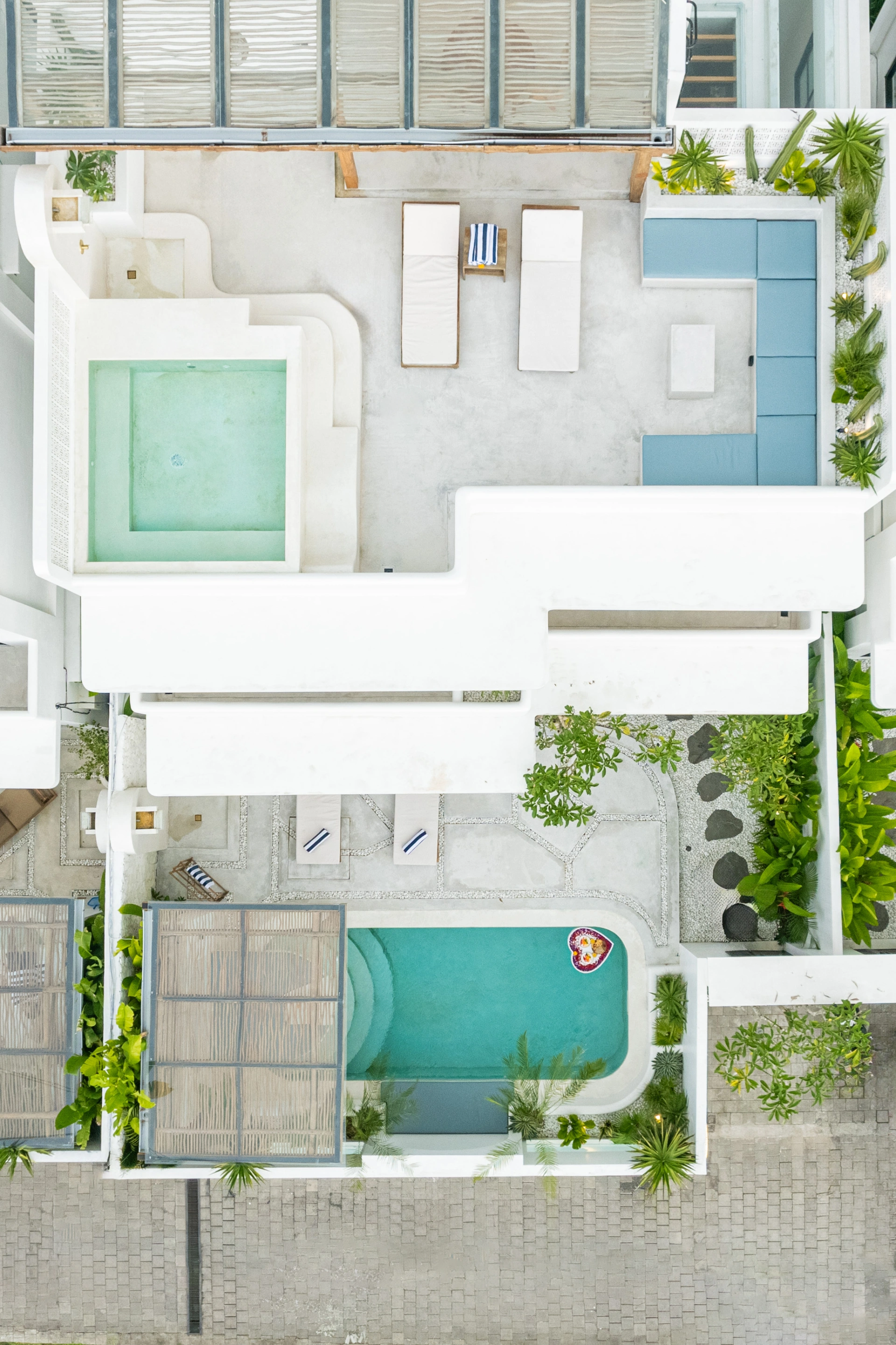 Walk to Seseh Beach•3BR Villa•2 Pools•Ocean Views, 3-bed villa for rent in Seseh – photo 11 of 15
