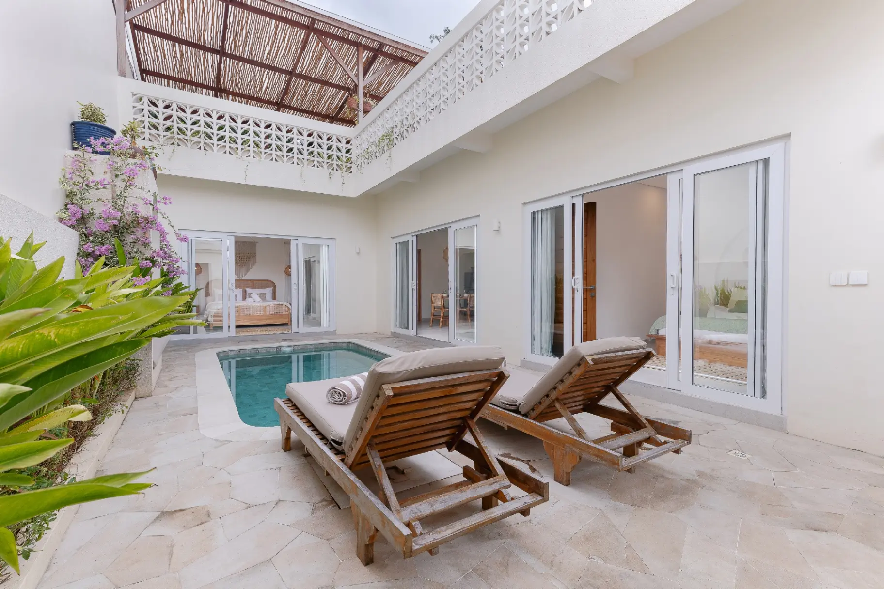Mata Biru - 2BR with Pool and Rooftop, Uluwatu, 2-bed villa for rent in Uluwatu – photo 6 of 15