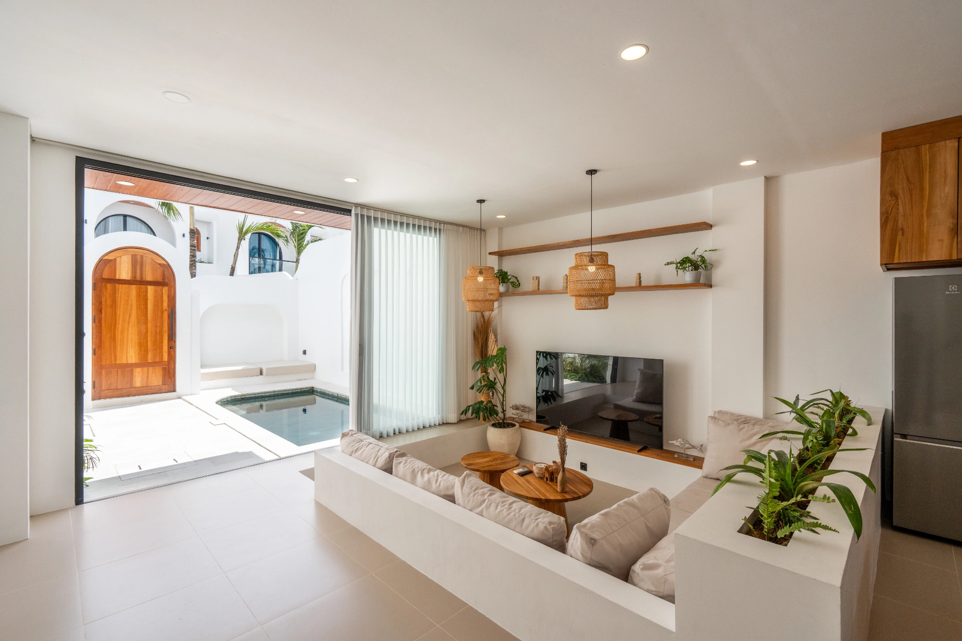 Brand-New Modern 2BR Villa - Pererenan,Tumbak Bayuh, 2-bed villa for rent in Pererenan – photo 8 of 15