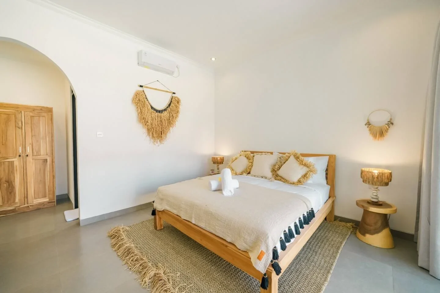 3 Bedrooms Villa in Batu Bolong, 3-bed villa for rent in Canggu – photo 8 of 15