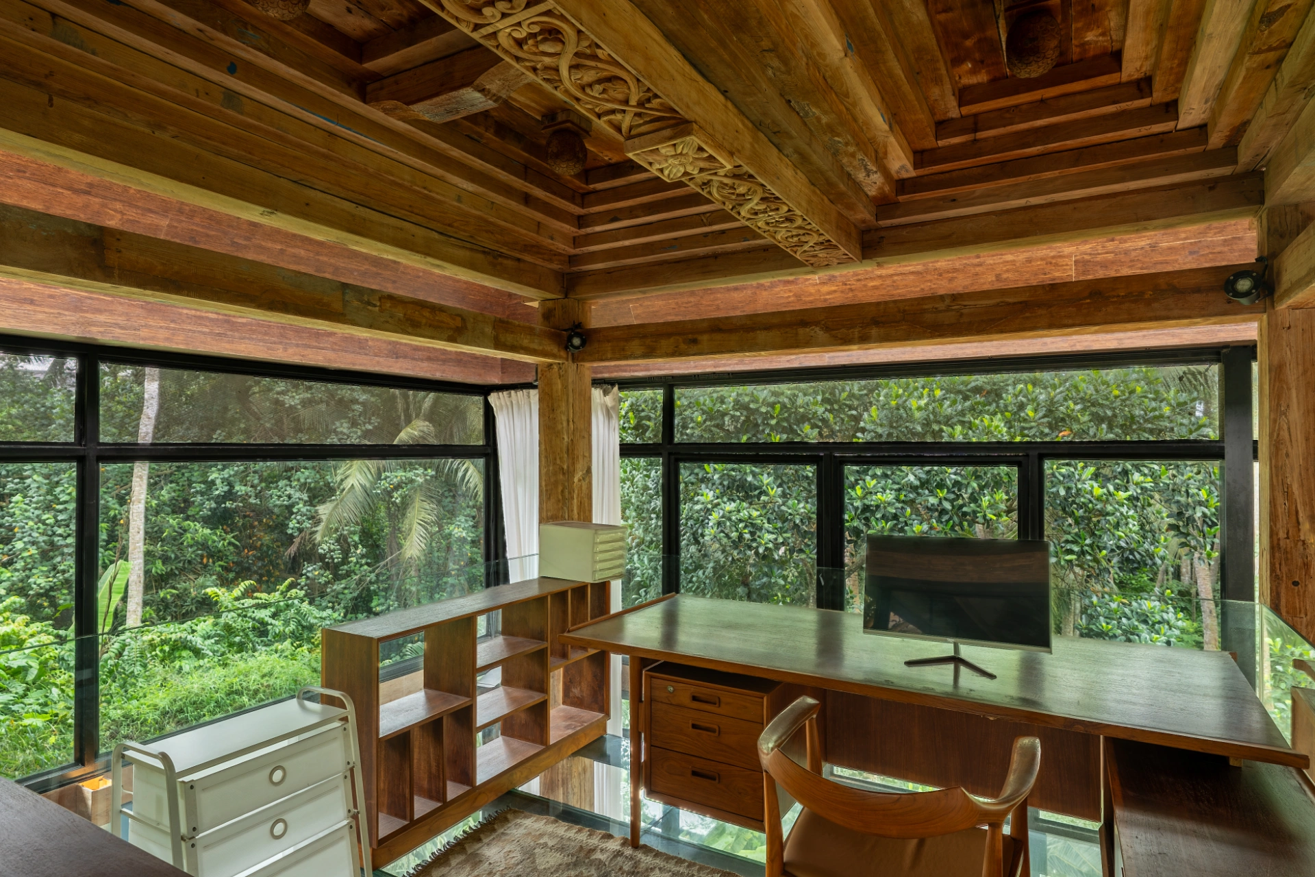 Belvedere Castle of Glass - 4BR Luxury Villa in Ubud, 4-bed villa for rent in Ubud – photo 10 of 15