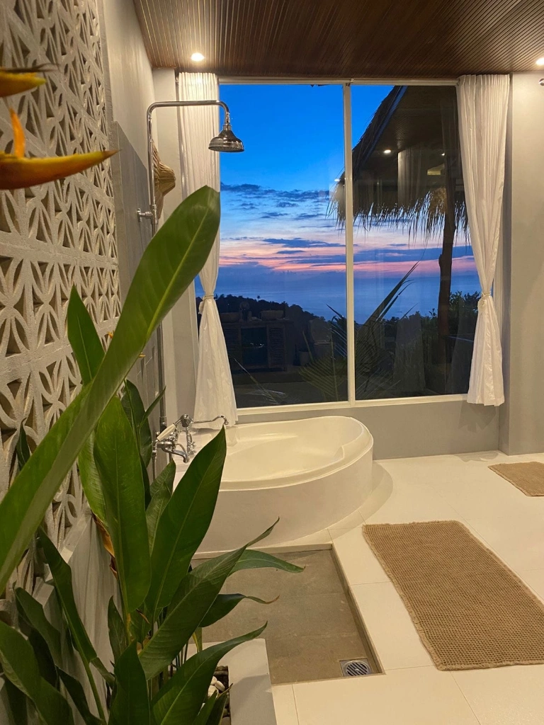 Cozy Bungalow with Ocean Views, 2-bed villa for rent in North Bali – photo 8 of 15