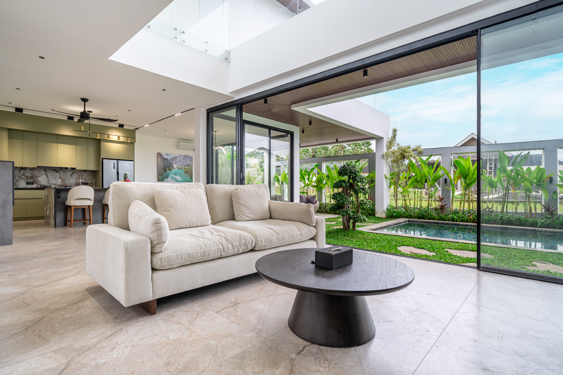 Brand New 3.5BR Designer Villa in Ubud, 3-bed villa for rent in Ubud – photo 12 of 15