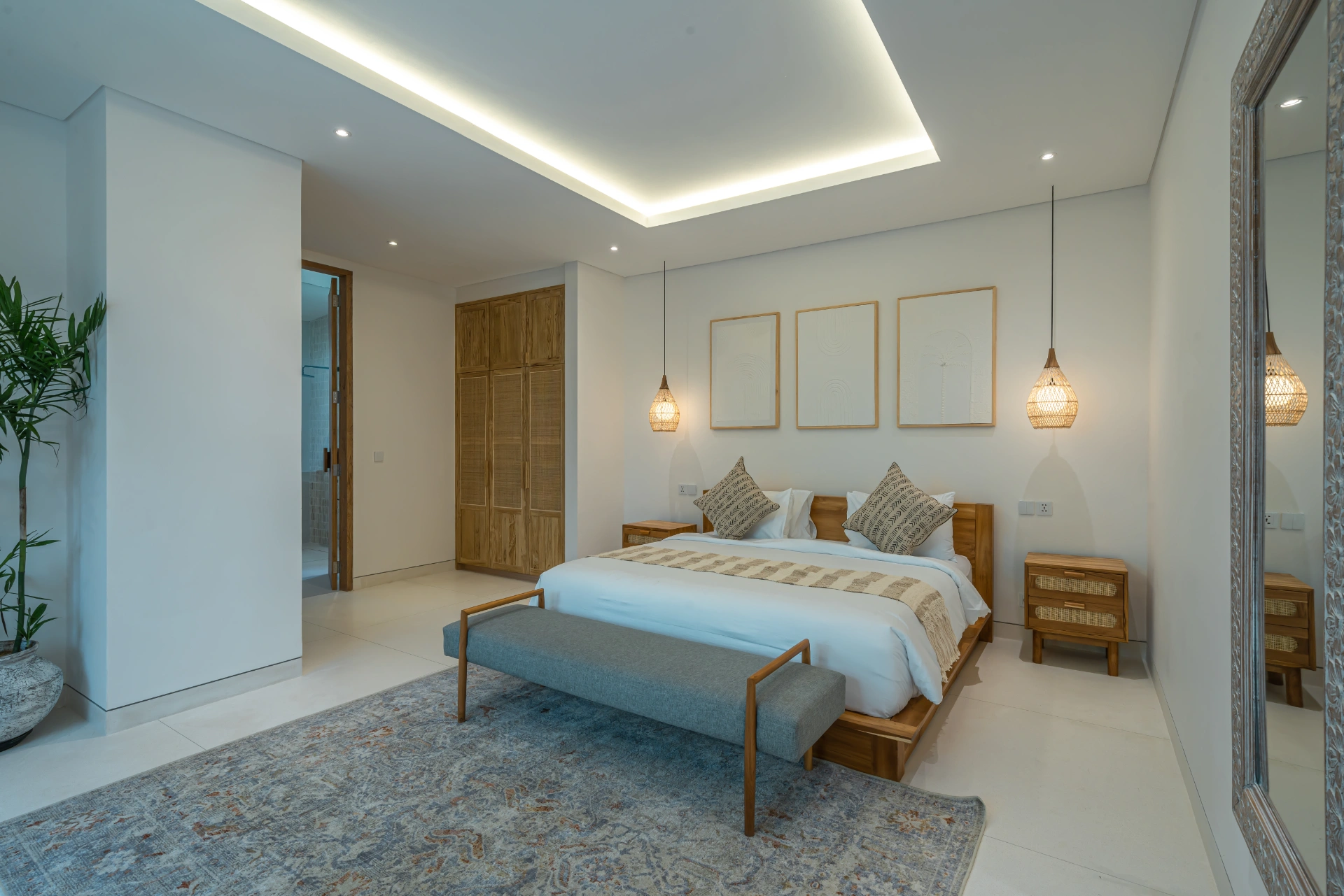 Villa Kameelya - Luxury 4-Bedroom Tropical Villa in the Heart of Berawa, 4-bed villa for rent in Canggu – photo 13 of 15