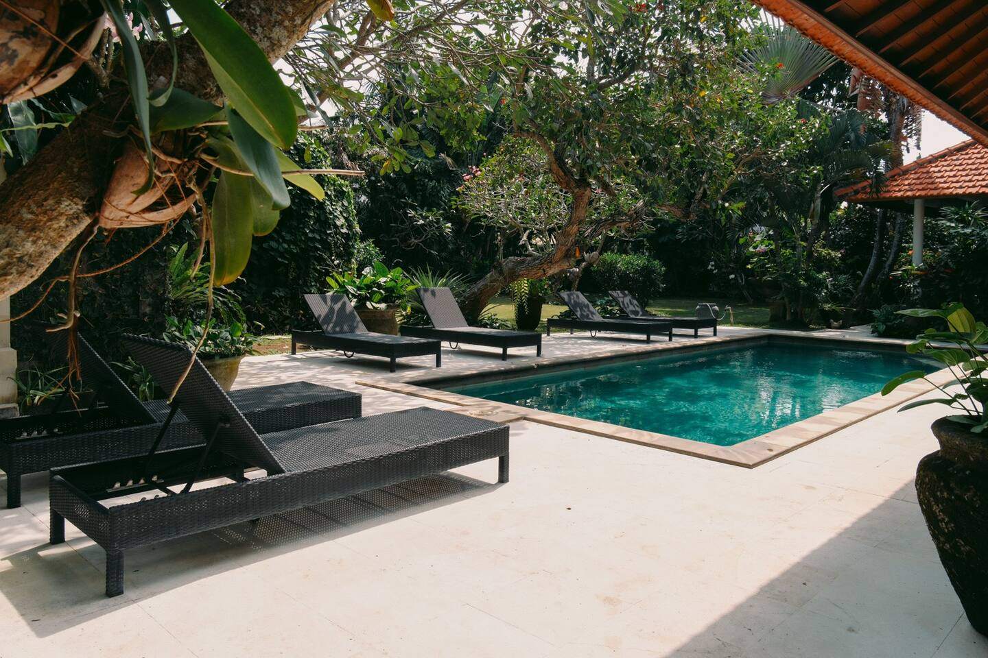4-Bedroom Villa with Lush Garden Sanctuary in Pererenan, 4-bed villa for rent in Pererenan – photo 2 of 15