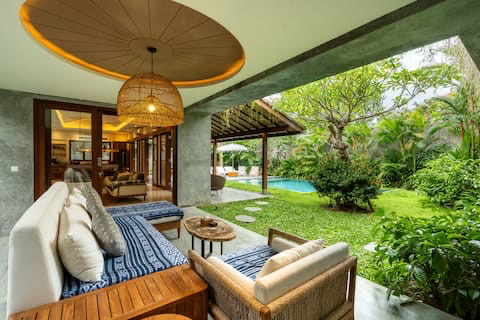 YEARLY & MONTHLY RENT - PADONAN- Luxurious 3-Bedroom Villa in Padonan,, 3-bed villa for rent in Canggu – photo 8 of 15