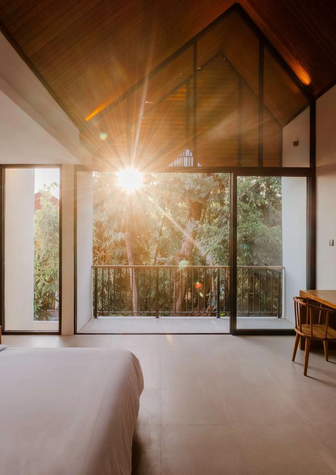Modern 1BR Townhouse w/ Private Plunge Pool, 1-bed villa for rent in Ubud – photo 9 of 9