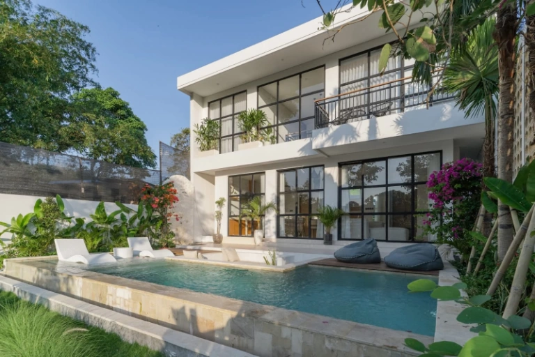 Monthly Rent - Canggu- Tranquil Modern 2 Bedrooms Villa with Rice Field View, 2-bed villa for rent in Canggu – photo 5 of 12