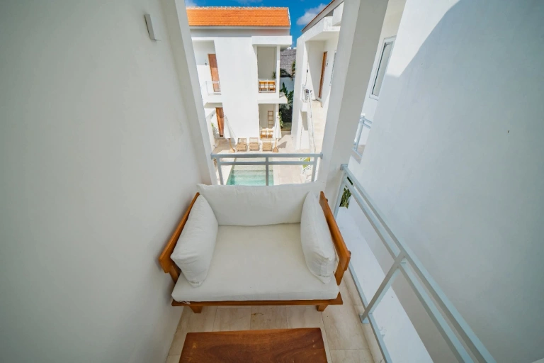 Apartement For Rent 1 Bed In Batu Bolong,Canggu Bali, 1-bed villa for rent in Canggu – photo 3 of 15