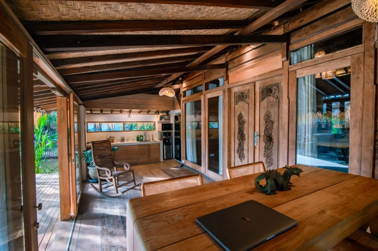 Joglo House - Charming 1-Bedroom Joglo Villa with Private Pool in Kerobokan, 1-bed villa for rent in Canggu – photo 6 of 10