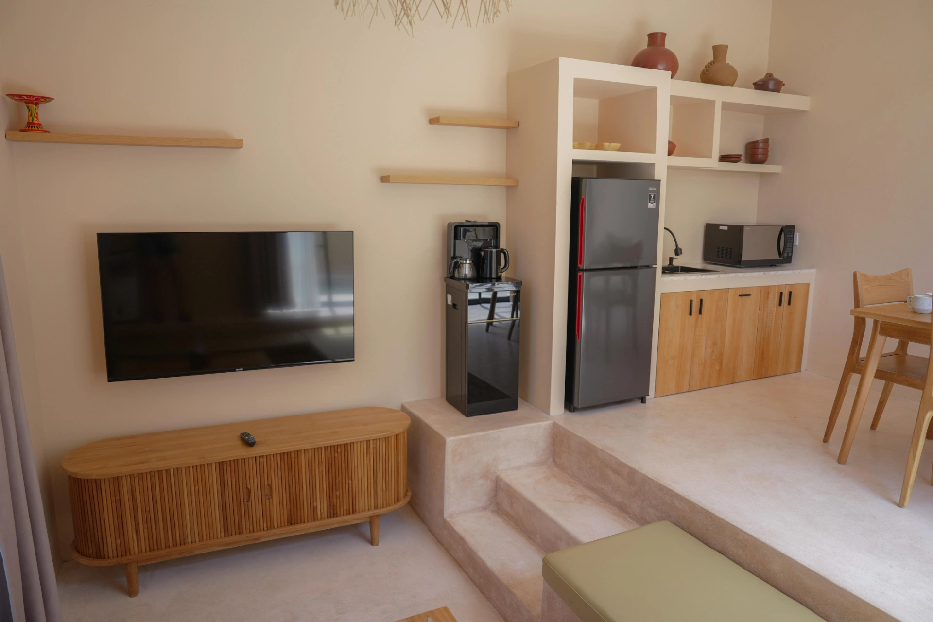*Cozy 2-Bedroom Villa with Private Pool in Exclusive Complex at Ungasan*, 2-bed villa for rent in Uluwatu – photo 3 of 9