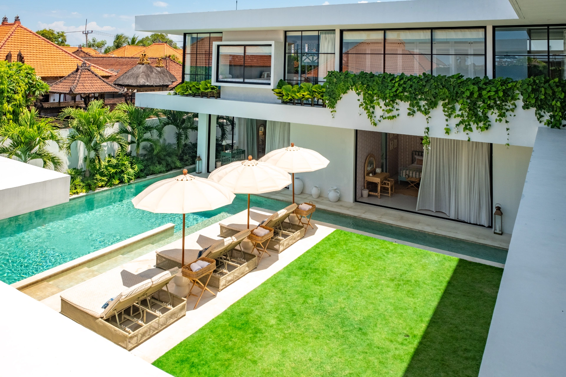 Villa Umala – Elegant 5-Bedroom Tropical Villa with Private Pool in Tibubeneng, 5-bed villa for rent in Canggu – photo 3 of 15