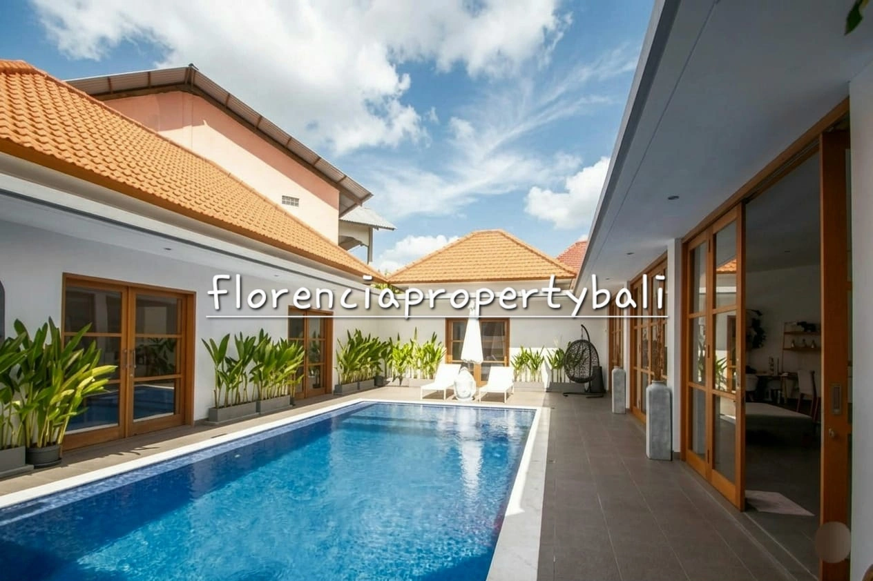 Kerobokan Villa | Modern Tropical 3 Bedroom for Yearly Rental, 3-bed villa for rent in Canggu – photo 2 of 15