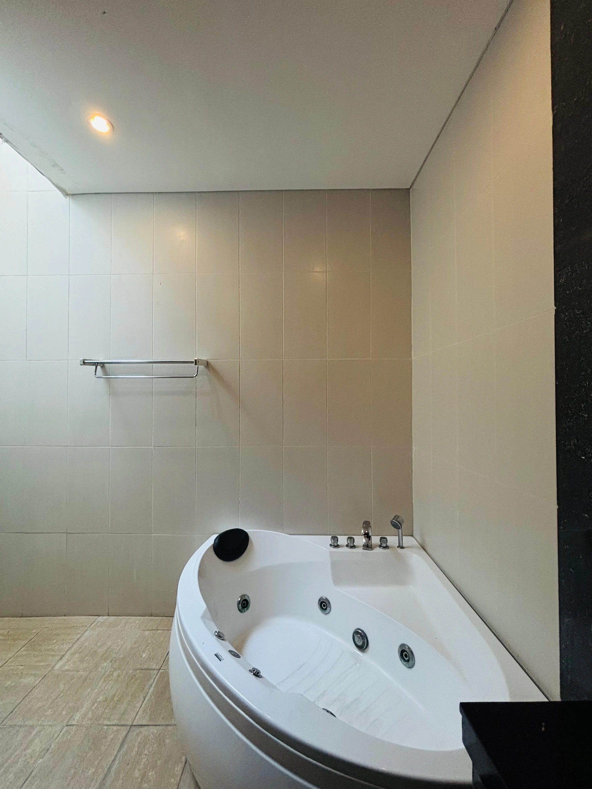 Elegant 3-Bedroom Villa for Rent – Padang Tawang, Canggu, 3-bed villa for rent in Canggu – photo 8 of 15