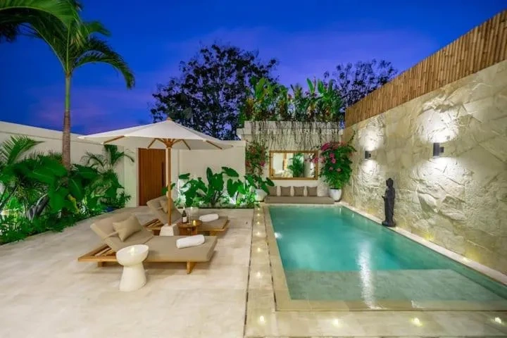 3BR Villa in Batu Bolong Canggu, 3-bed villa for rent in Canggu – photo 2 of 15