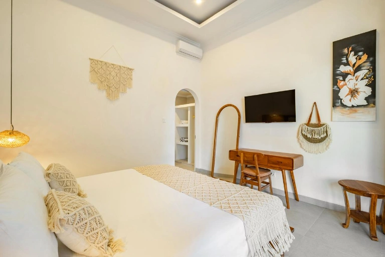 2BR Brand New Villa Padang Linjong Canggu, 2-bed villa for rent in Canggu – photo 15 of 15