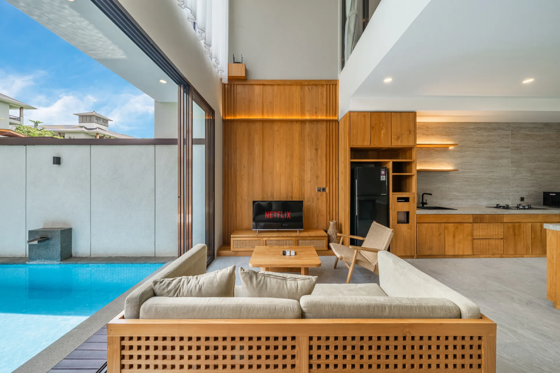Villa Echo - Brand New Luxury 1-Bedroom Loft Villa next to Echo Beach, 1-bed villa for rent in Canggu – photo 14 of 14