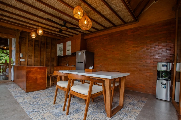 Swara Tenang a Cozy Wooden with Peaceful Vibes, 2-bed villa for rent in Tabanan – photo 5 of 15