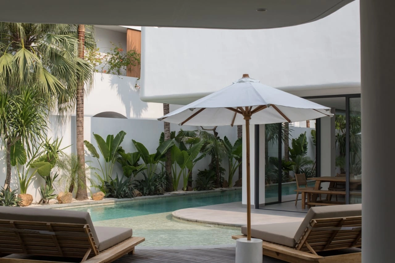 Villa For Rent 5 Bed In Berawa,Tibubeneng Bali, 5-bed villa for rent in Canggu – photo 8 of 15