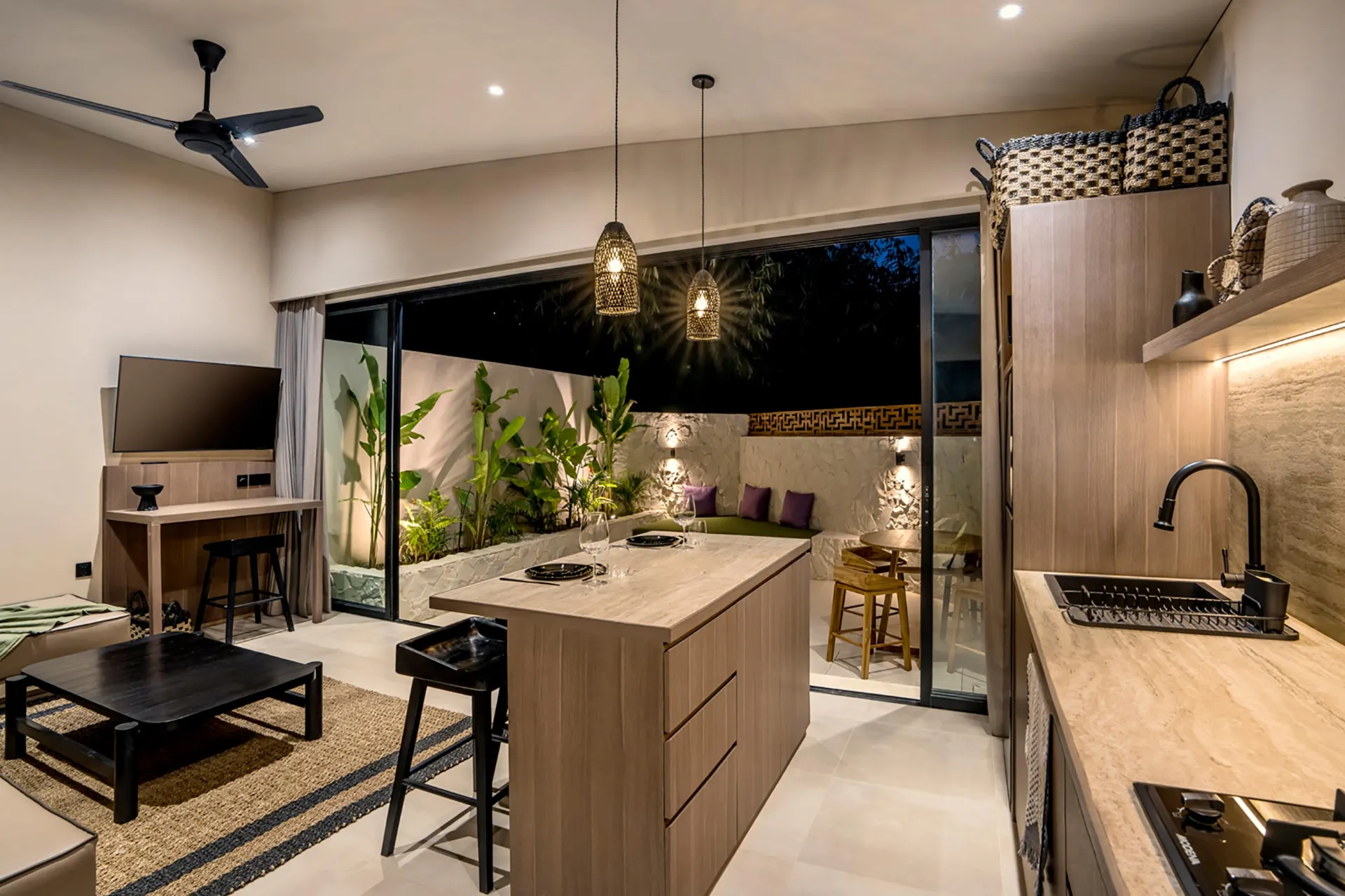 NEW 1BD Lush River Villa w/ Pool, Pererenan Canggu, 1-bed villa for rent in Canggu – photo 7 of 15