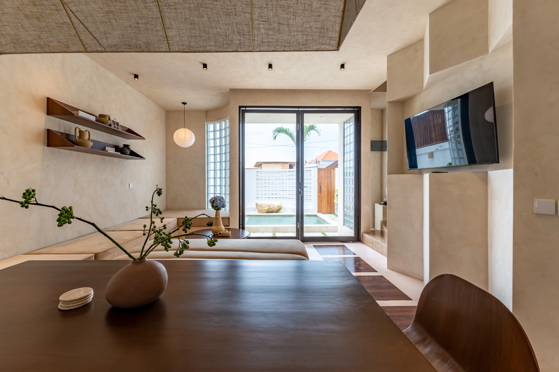 Aesthetic 1BR Villa in Padonan, Canggu - 2 Units Available, 1-bed villa for rent in Canggu – photo 7 of 12