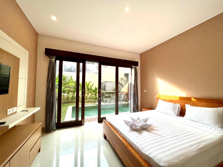 Monthly Rent Villa 3 Bedroom (Seminyak), 3-bed villa for rent in Seminyak – photo 12 of 14
