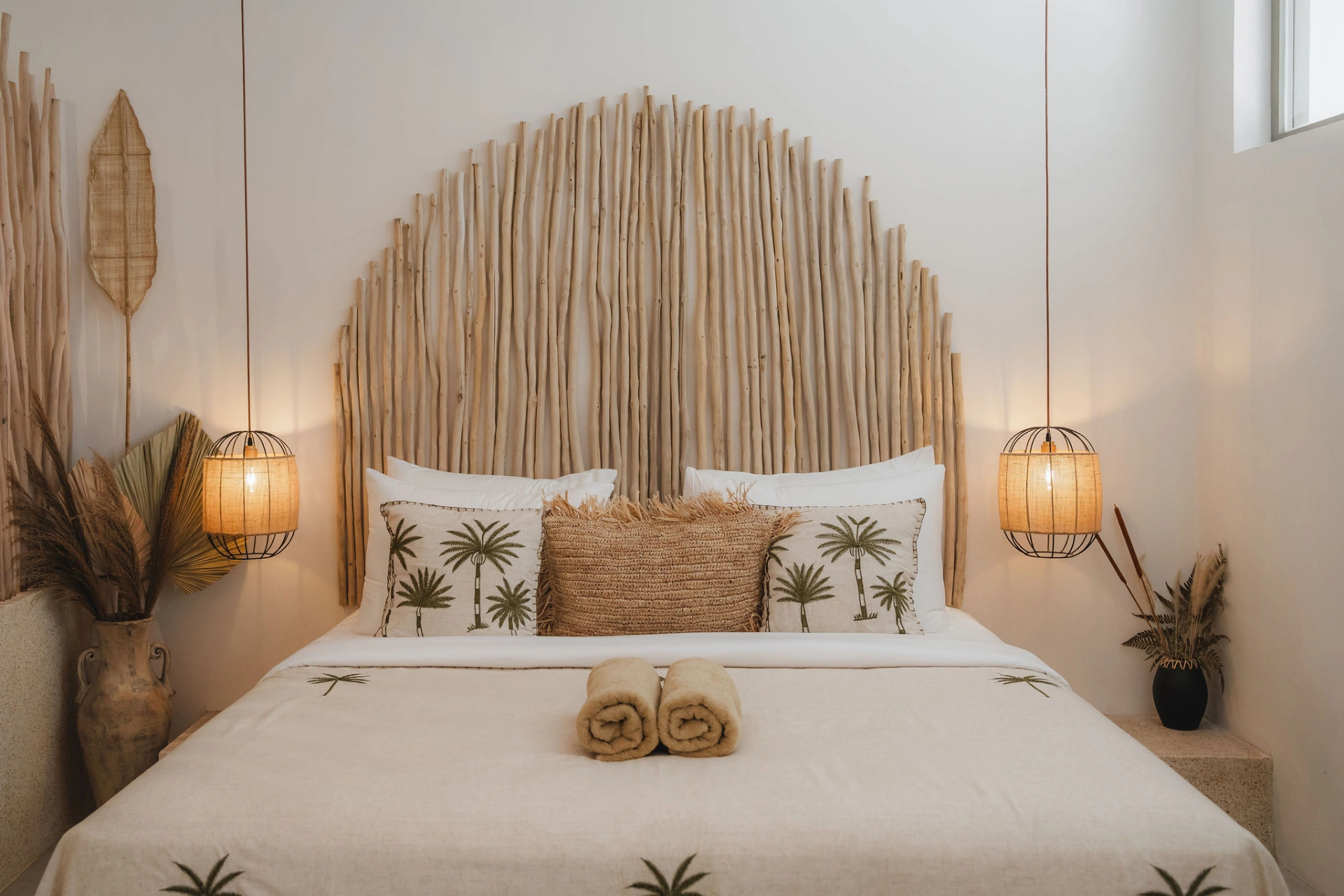 Luxury Tropical Private Pool Retreat in Berawa | Singgah Sarang, 2-bed villa for rent in Canggu – photo 9 of 15