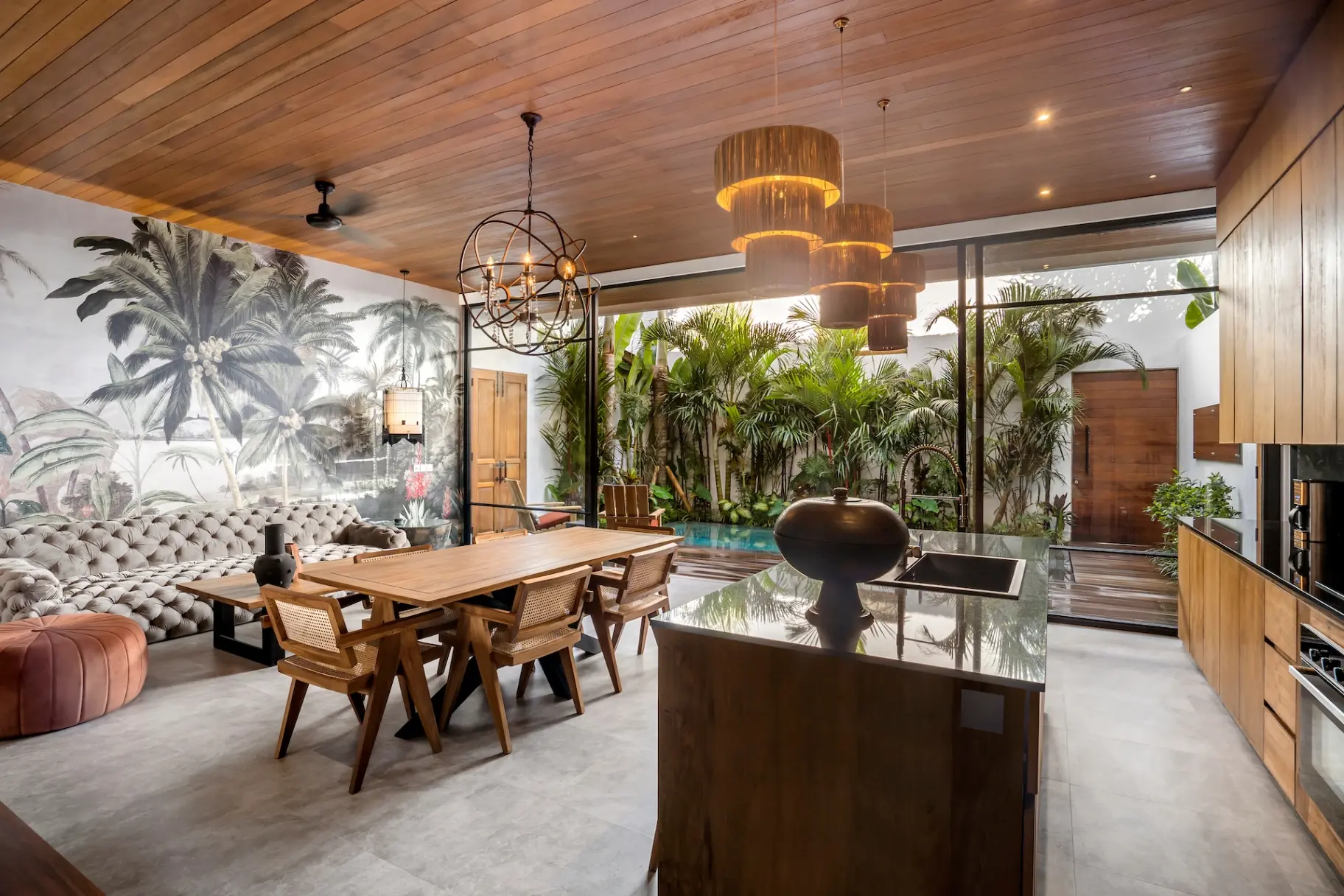 Nusantara Lofts - Modern Luxury 3BD with Private Pool, 3-bed villa for rent in Pererenan – photo 4 of 15