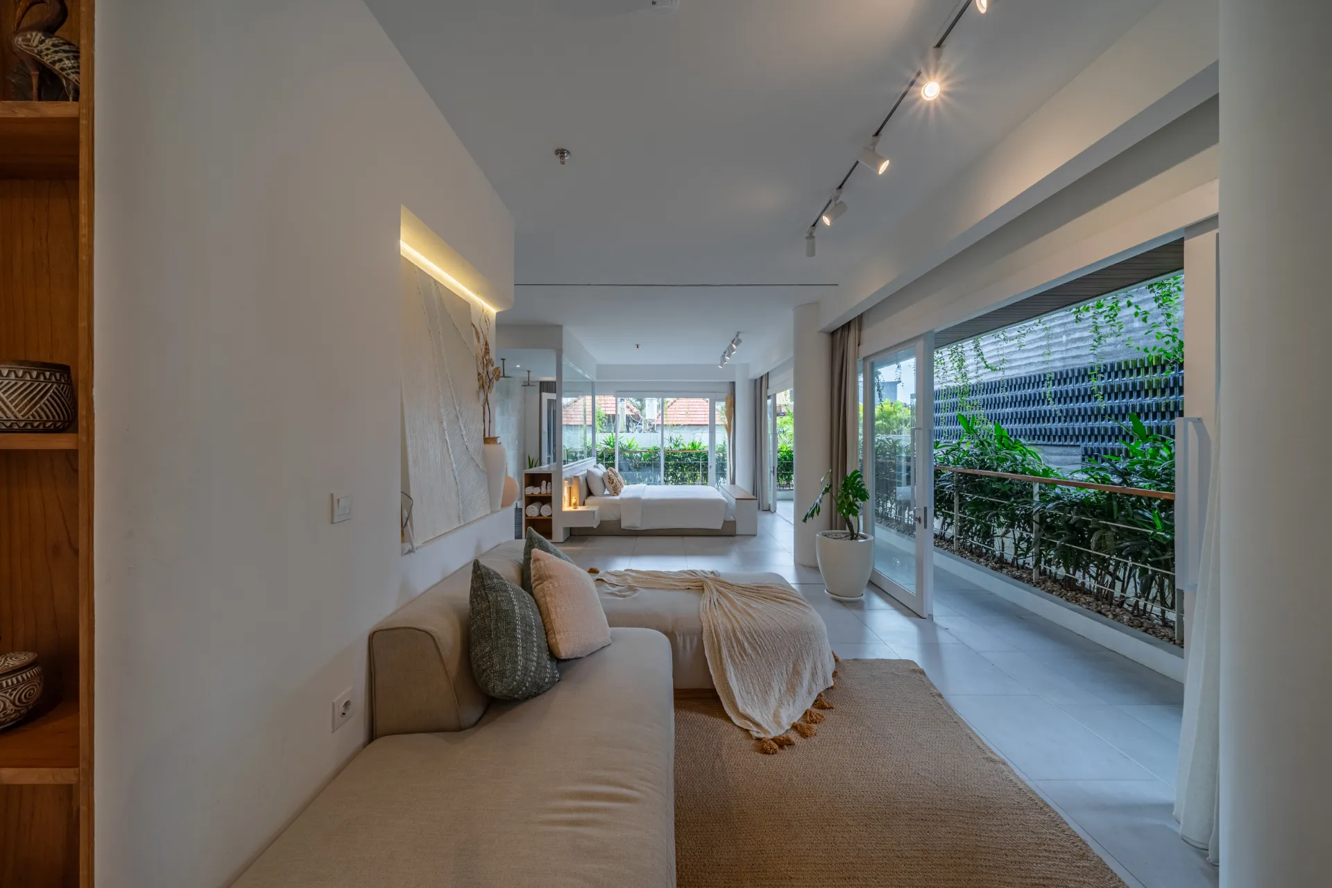 1BR The Cruise - Modern 1-Bedroom Apartment in Canggu!!, 1-bed villa for rent in Canggu – photo 6 of 12